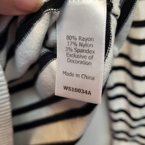 Market & Spruce Black and White Crew Neck Sweater - Size S - Picture 4 of 5